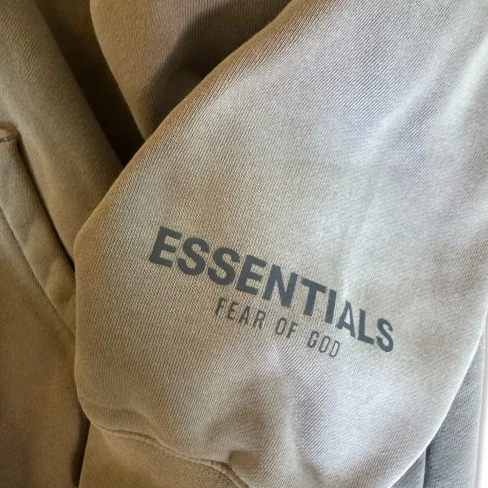 ESSENTIALS fear of god Hoodie in Taupe / Beige | Large | Great Condition | - Picture 9 of 10